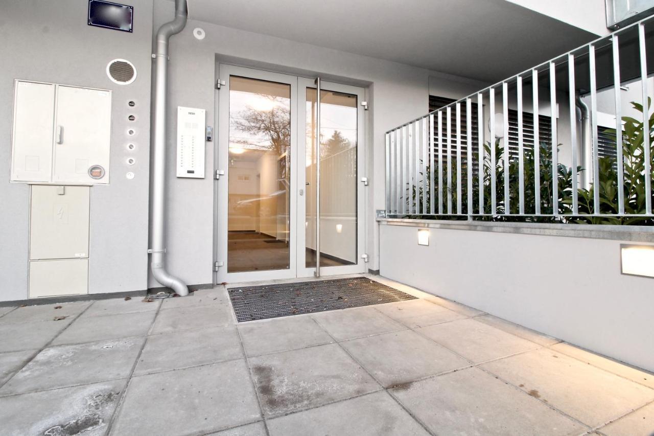Balcony/Pool/Free Parking Garage Studio Вена Экстерьер фото