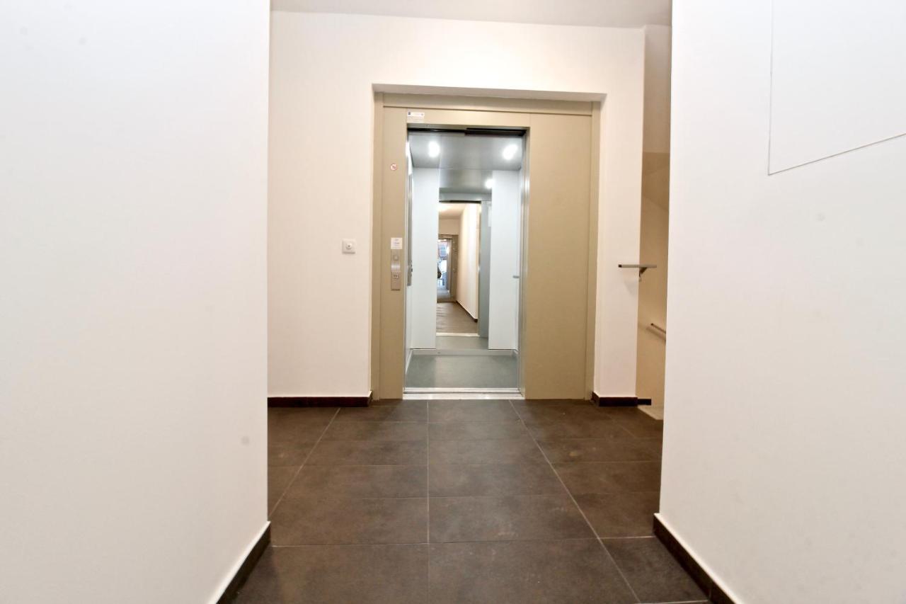 Balcony/Pool/Free Parking Garage Studio Вена Экстерьер фото