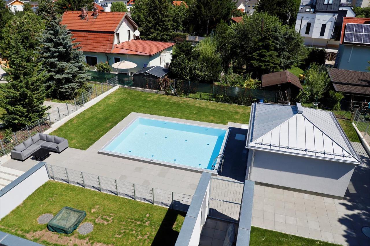 Balcony/Pool/Free Parking Garage Studio Вена Экстерьер фото